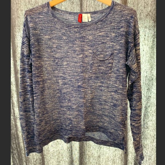 H&M Woven Top (Perfect for FALL) (size S) - Picture 1 of 2